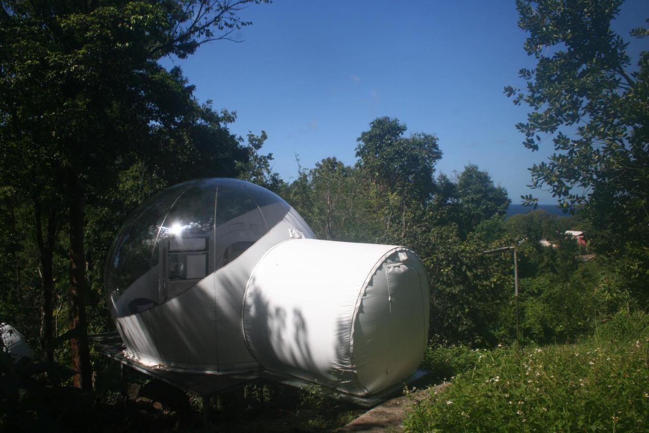Hotel Maisons Bulles Deluxe Bouillante Esterno foto